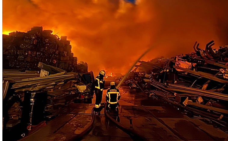 Imagen principal - Imágenes del incendio