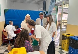 Más de 2.700 menores de seis a 59 meses reciben la vacunación antigripal en la primera semana de campaña en Cádiz