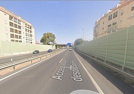 El accidente entre un camión y un coche causa retenciones kilométricas en la CA-33, en San Fernando