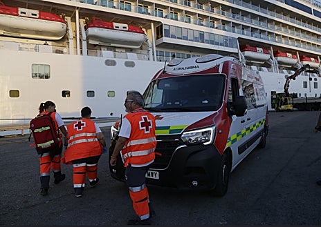 Imagen secundaria 1 - El puerto de Cádiz pone a prueba su capacidad de respuesta ante emergencias