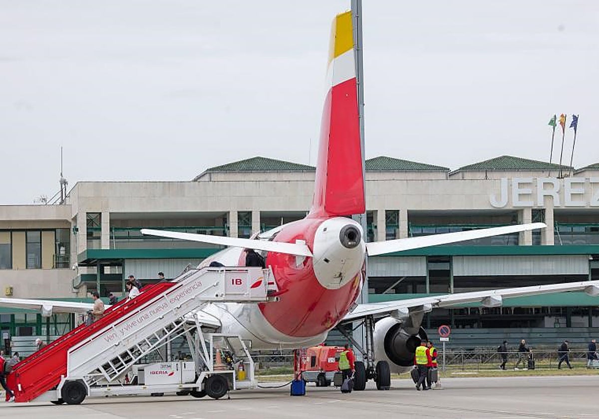 Juancho Ortiz: «La exclusión del aeropuerto de Jerez es una discriminación hacia la provincia de Cádiz»
