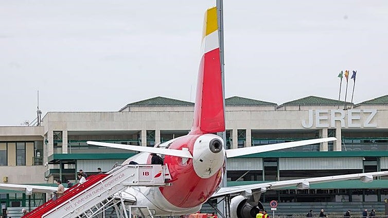 Juancho Ortiz: «La exclusión del aeropuerto de Jerez es una discriminación hacia la provincia de Cádiz»