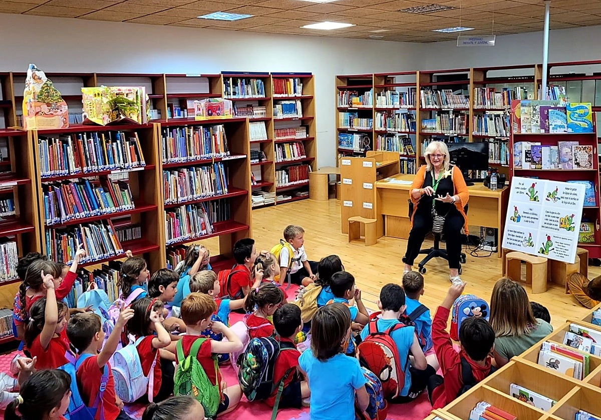 Cádiz celebra el Día de las Bibliotecas con talleres, literatura y arte local: consulta la programación