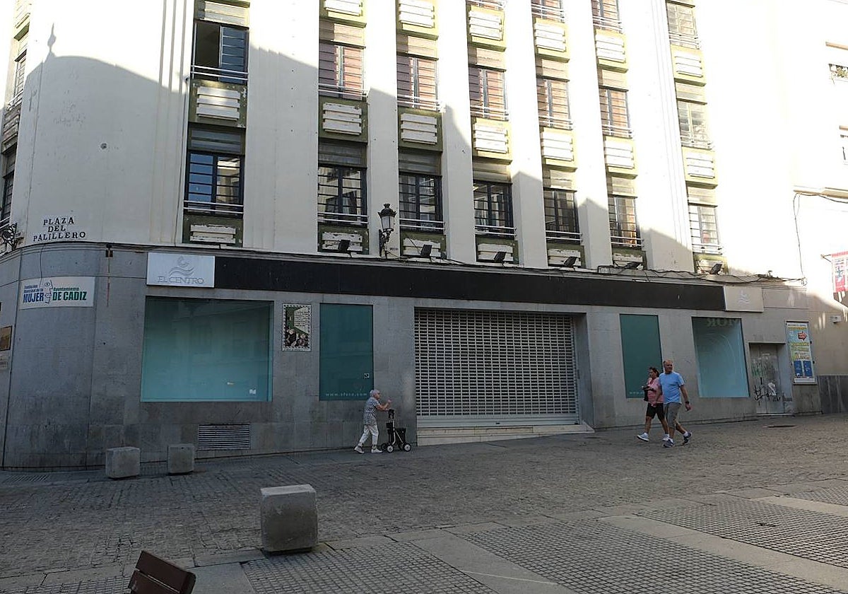 Antiguo local de Sfera en El Palillero