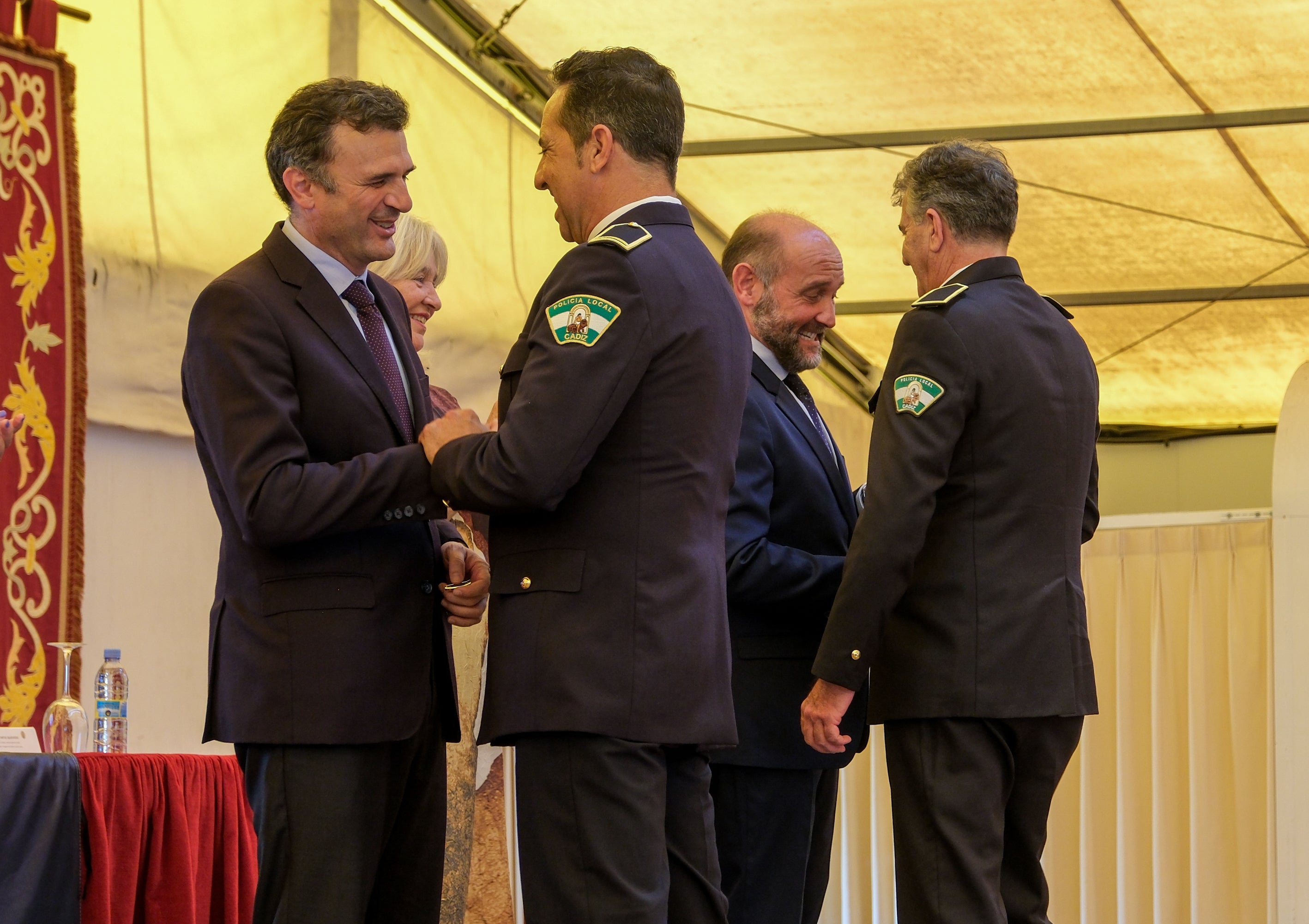 Honores al patrón de la Policía Local de Cádiz