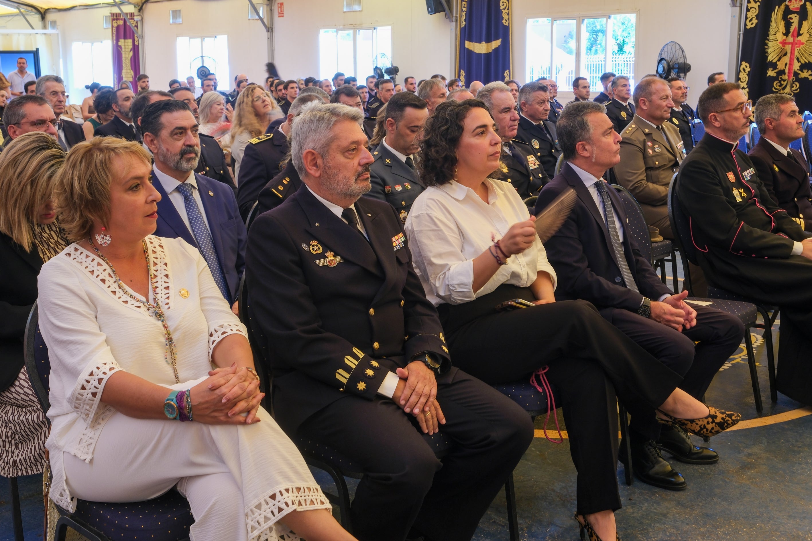 Honores al patrón de la Policía Local de Cádiz