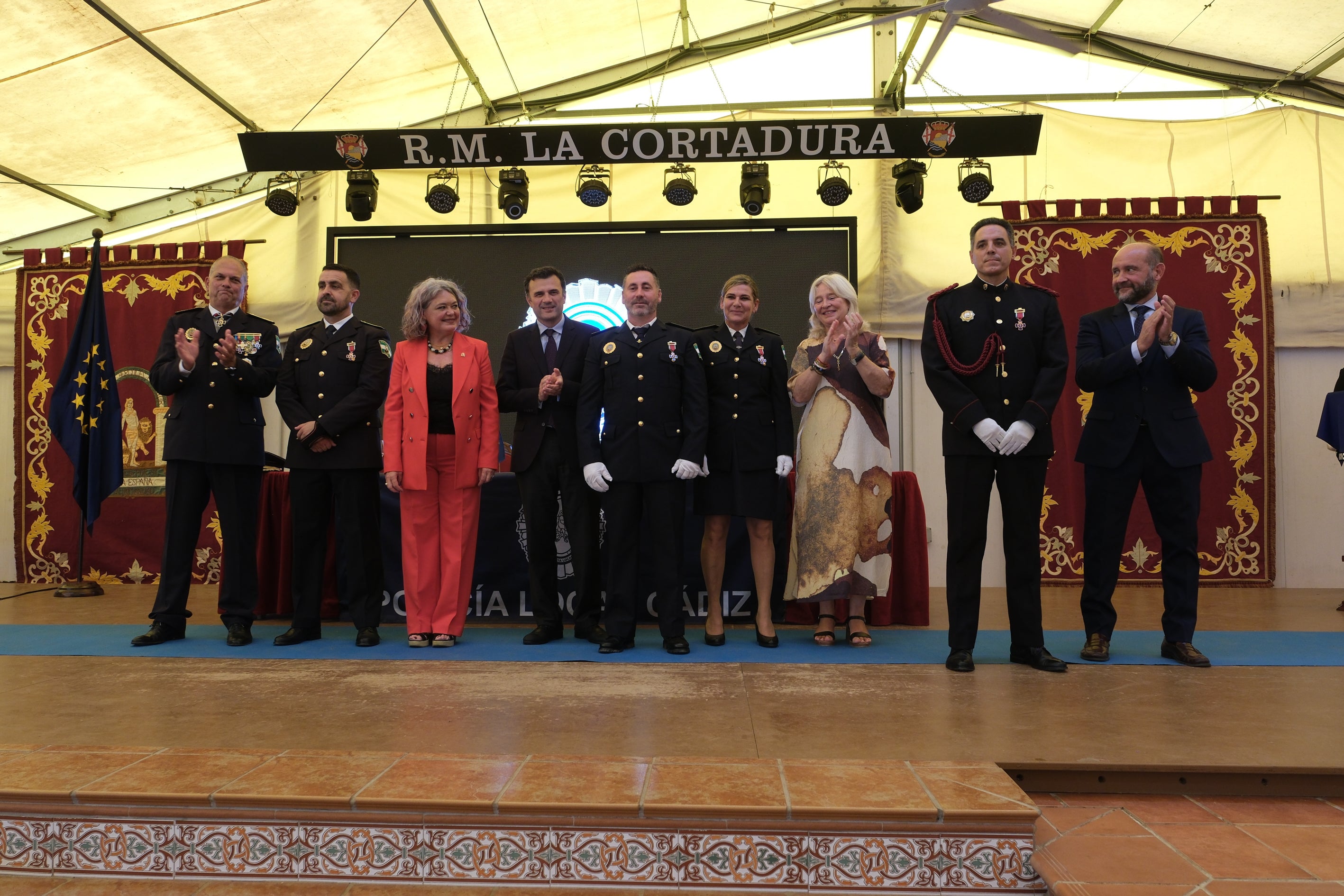 Honores al patrón de la Policía Local de Cádiz