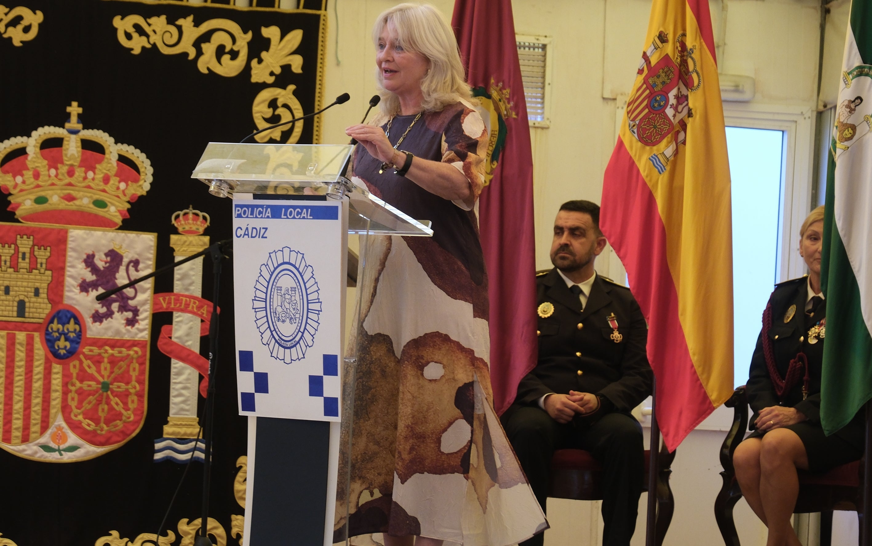 Honores al patrón de la Policía Local de Cádiz