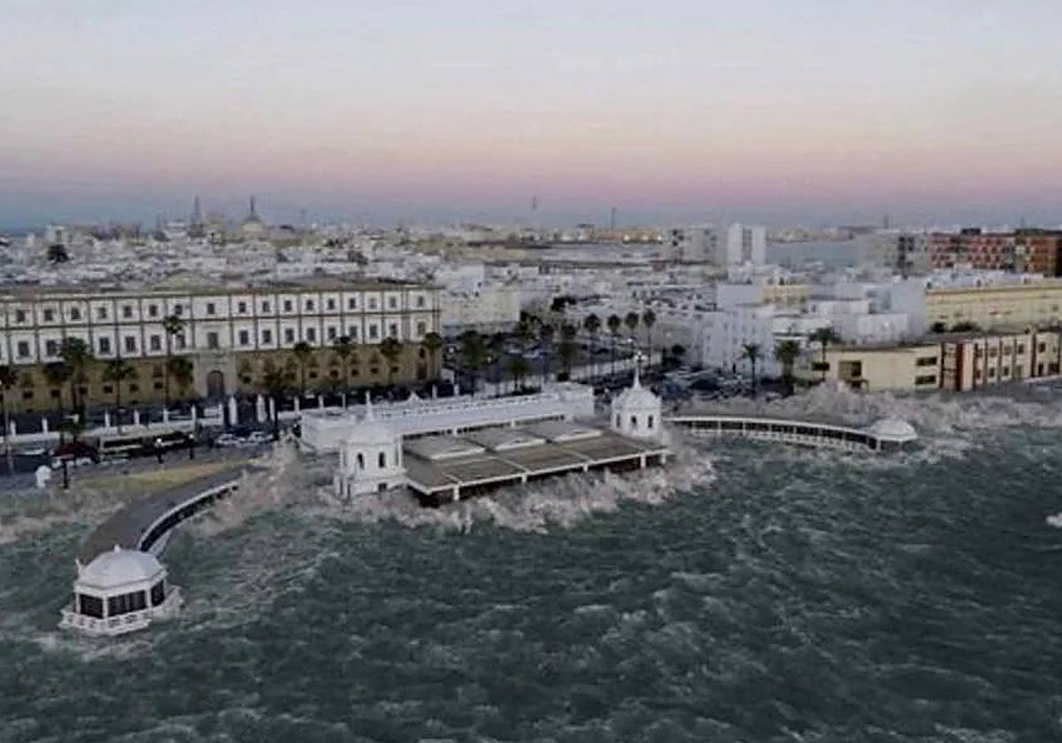 Simulacro de maremoto y tsunami en Cádiz