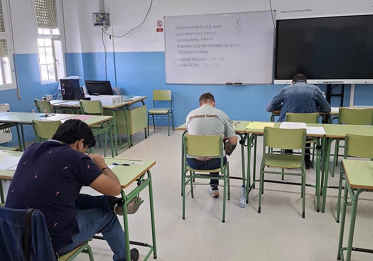 Un total de 70 aspirante de la provincia de Cádiz se han presentado este sábado