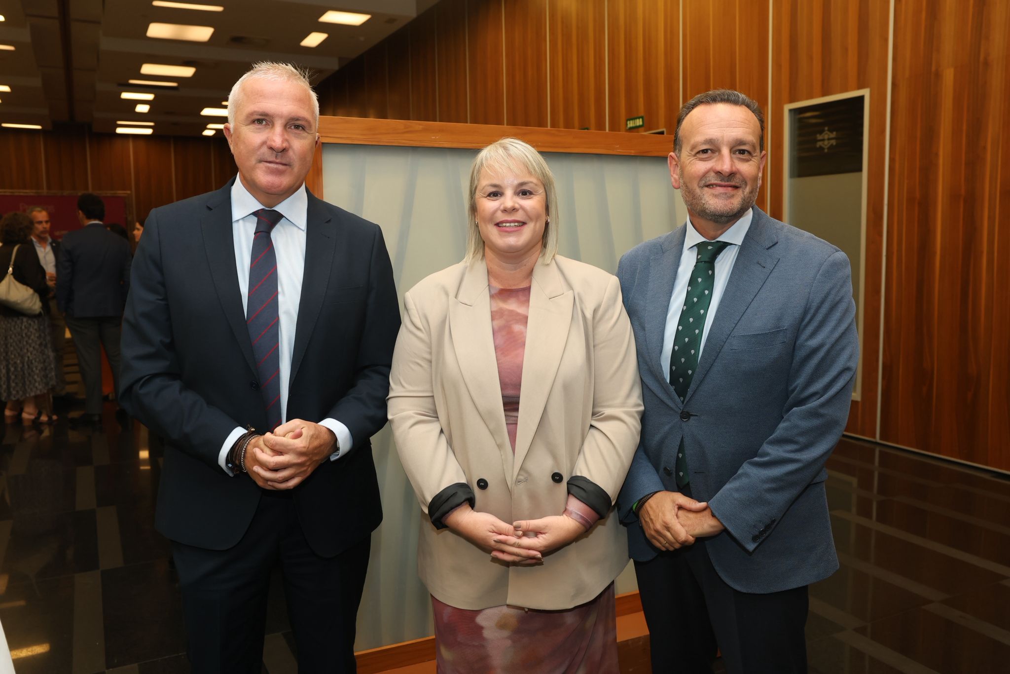 Javier Lucero, Victoria Fernández y Sergio González