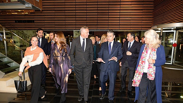 FOTOS: Empresarios, representantes institucionales y rostros del ámbito social y cultural se dieron cita en los Premios La Voz