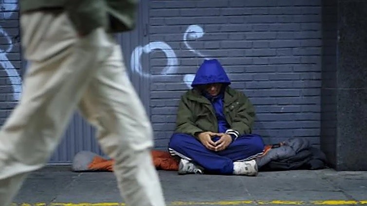 Cádiz activa un plan especial para proteger a las personas sin hogar ante el temporal de lluvia y viento