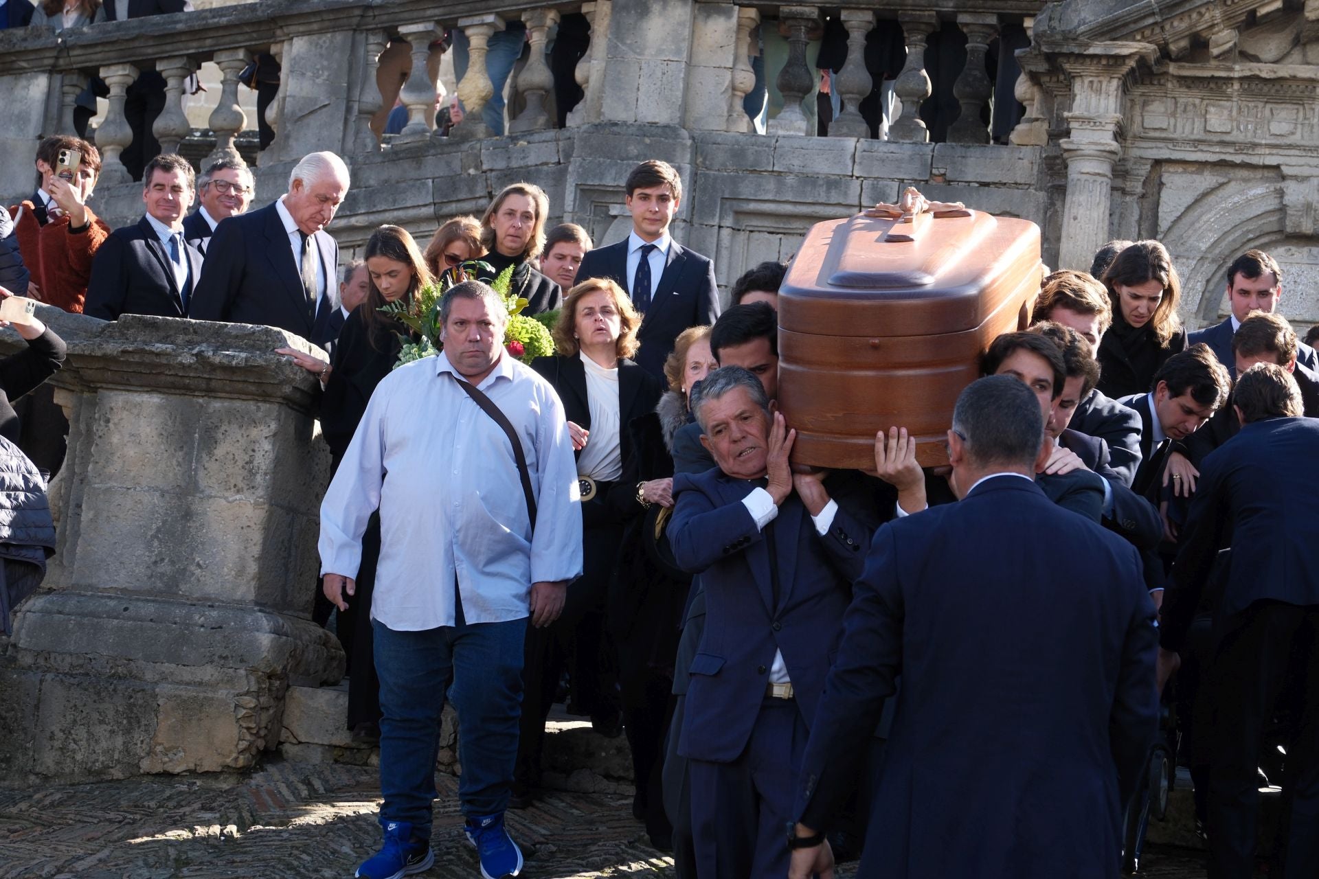 Fotos: Emotiva despedida a Álvaro Domecq Romero en la Catedral de Jerez