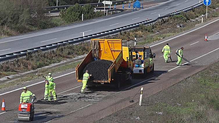 Prioridad de obras y mejoras en más de media docena de carreteras gaditanas