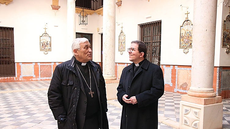 Ramón Valdivia se reúne con Zornoza tras su salida del Obispado de Cádiz