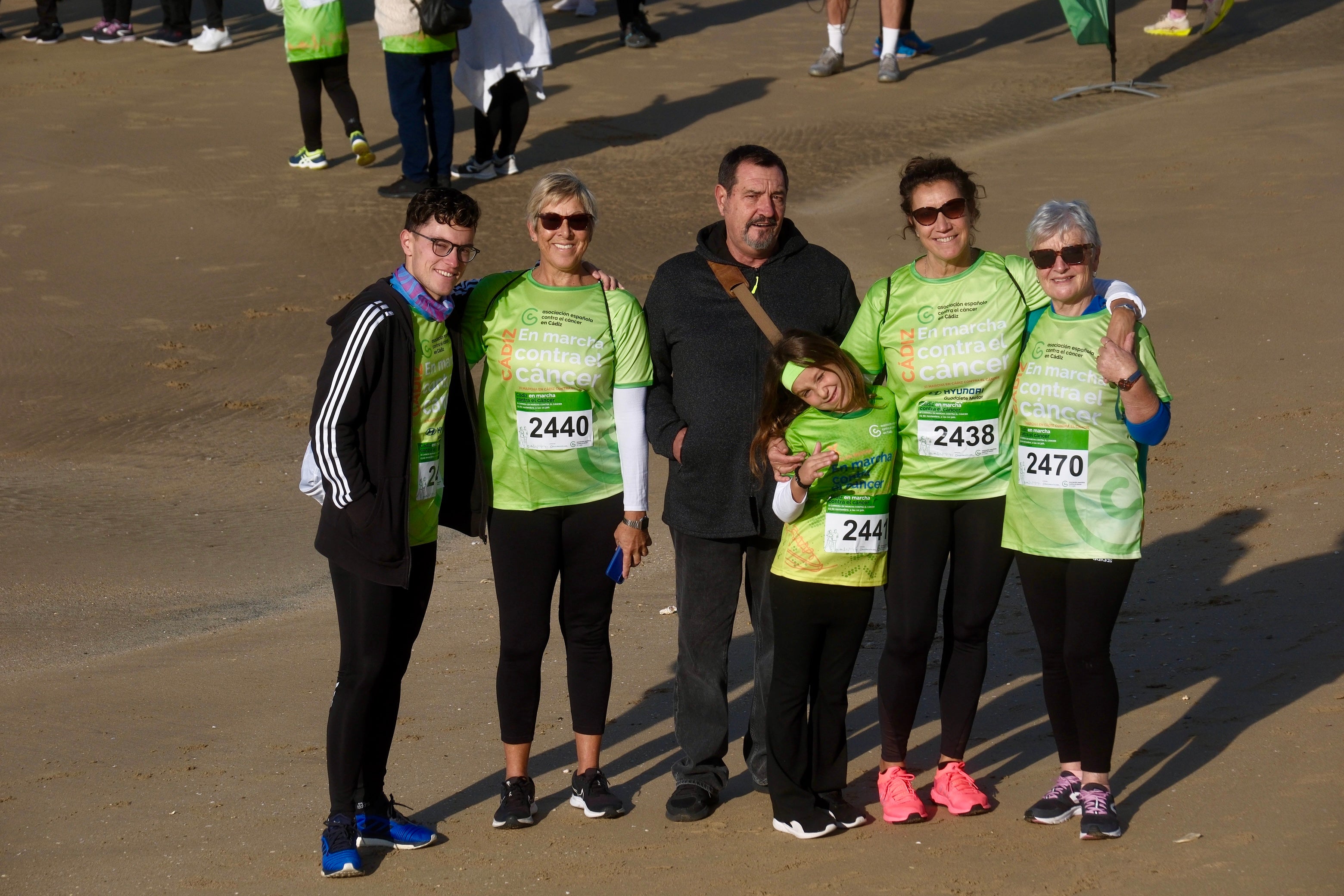 Más de 5.000 personas participan en la XI Carrera Cádiz en Marcha Contra el Cáncer