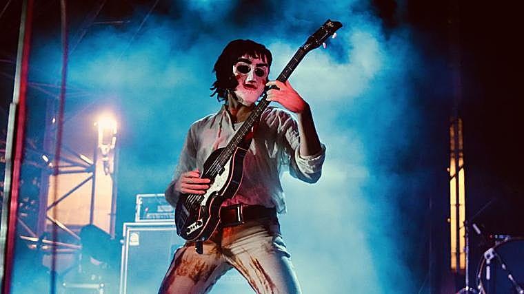 Juventude en el escenario de la Plaza Alfonso X.