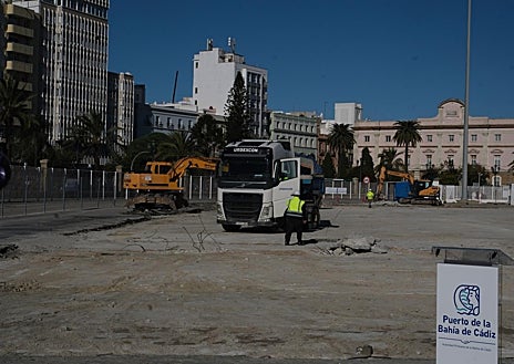 Imagen secundaria 1 - Cádiz arranca su cambio radical de imagen con la obra de integración puerto-ciudad