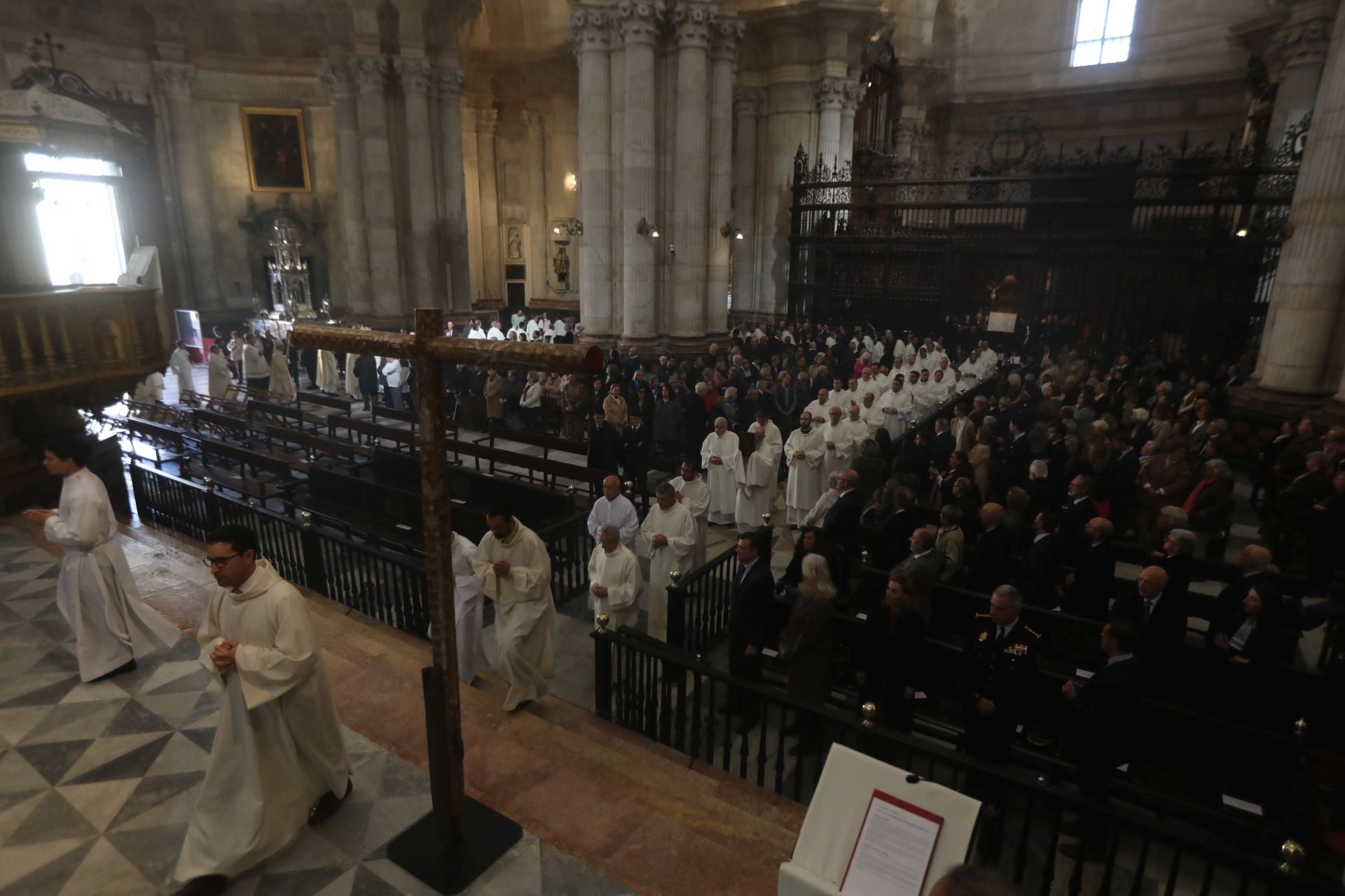 Fotos: Misa de presentación en Cádiz del administrador apostólico
