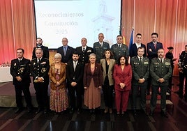 Subdelegación entrega los reconocimientos por el 47 aniversario de la Constitución: «Materializan los derechos y logros de nuestro país»