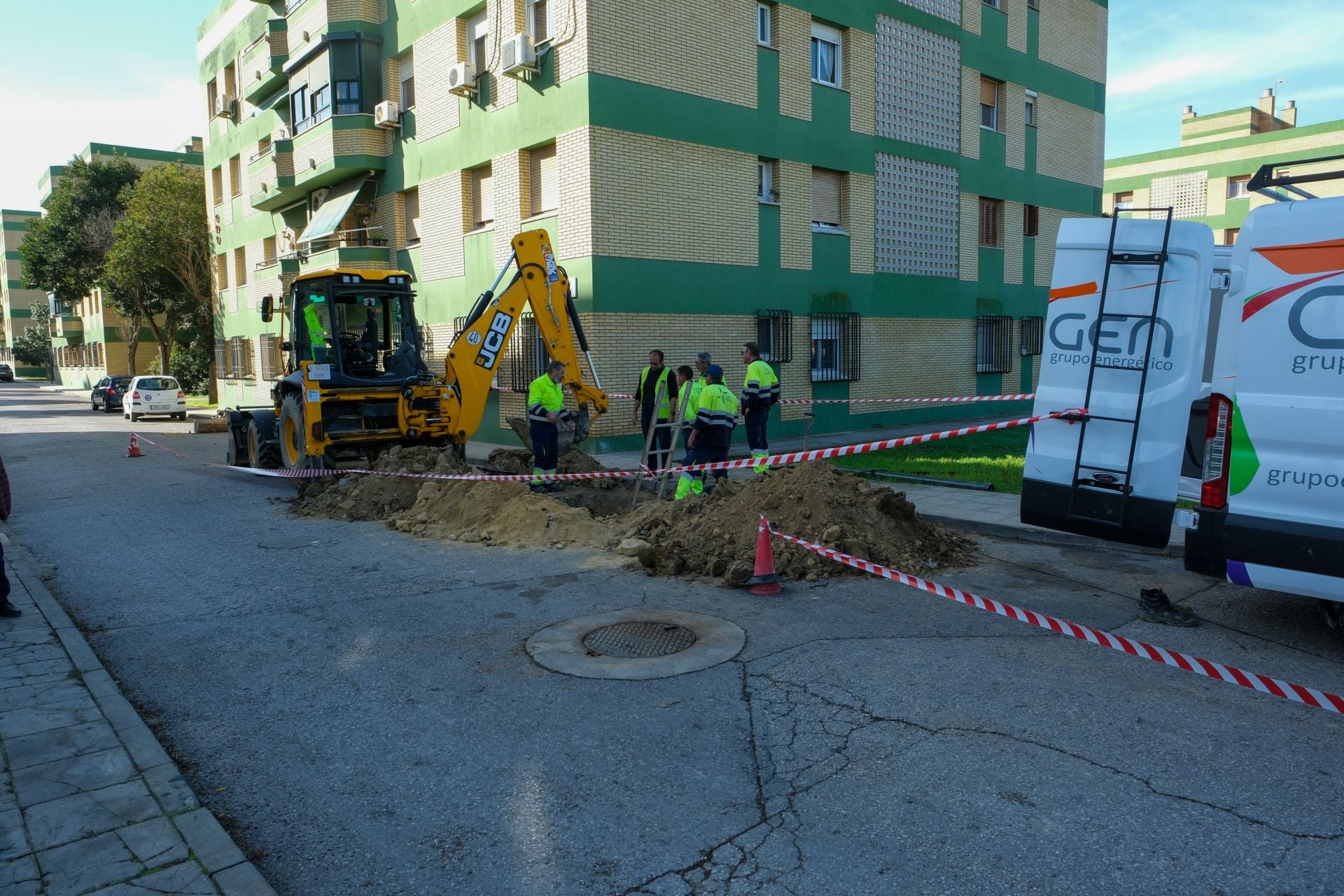Fotos: Una avería deja a varias zonas de Puerto Real sin agua