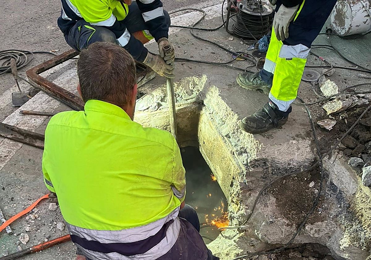 Puerto Real activa el plan de emergencias y habilita cubas de agua tras 48 horas sin servicio por la rotura de una tubería