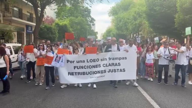 Manifestación de los funcionarios de Justicia en Cádiz