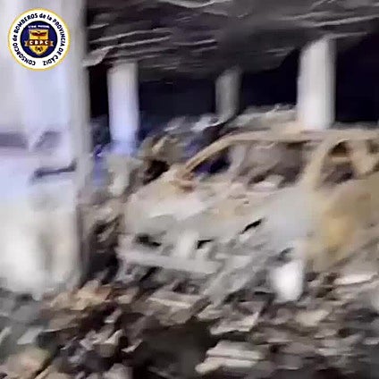 Incendio en un garaje comunitario de un edificio de Puerto Real