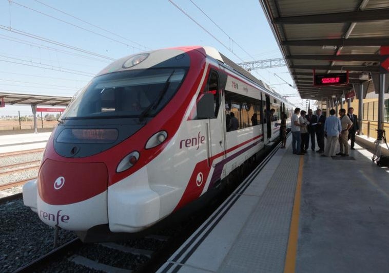 ¿Cómo recuperar la fianza del abono para el tren de Renfe?