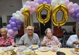 Ana María se hace centenaria en la residencia San Juan de Dios de Cádiz