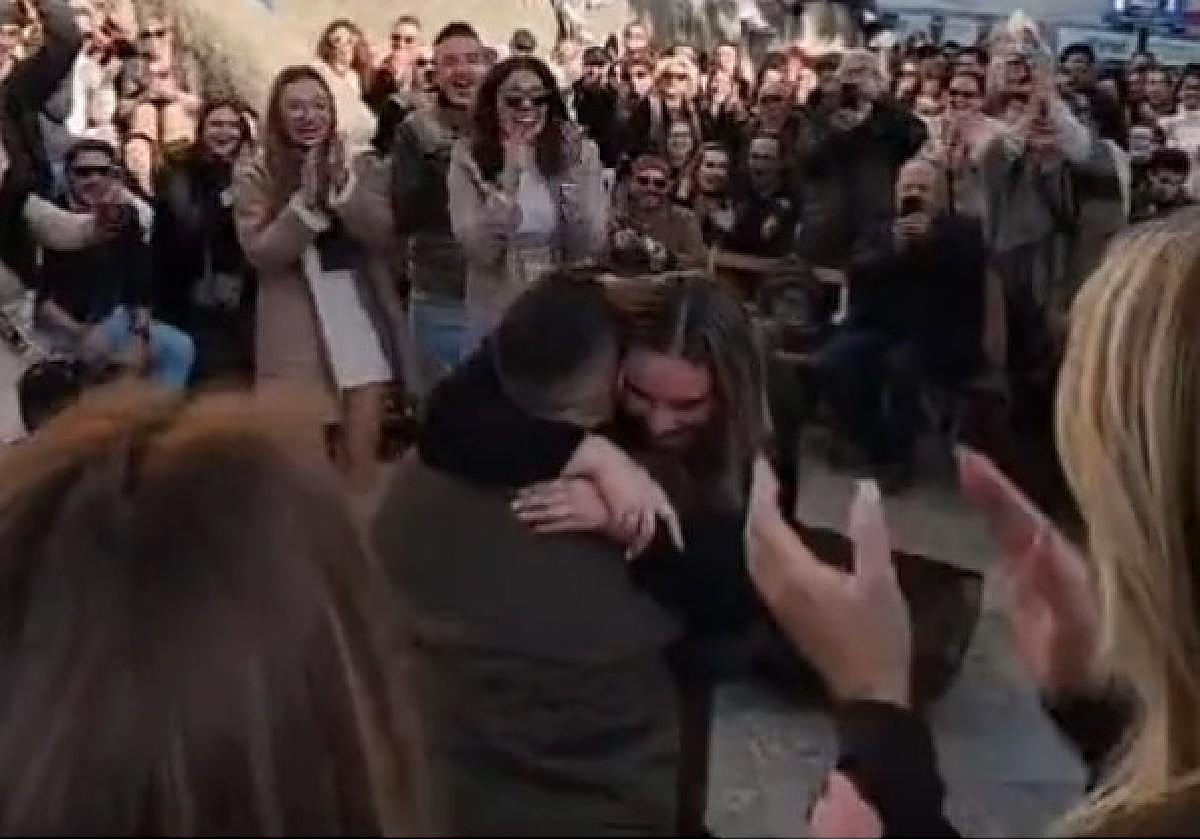 El romántico momento que se vivió durante la zambomba de Jerez este fin de semana