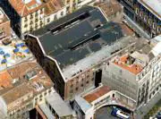 Vista aérea del edificio de la antigua central eléctrica de Mediodía, muy cerca del Museo del Prado. ABC