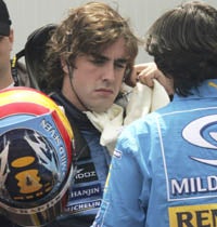 Alonso, con problemas en los neumáticos, pierde el podio en el tramo final de carrera
