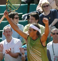 Nadal vence a Ferrer y se coloca en semifinales