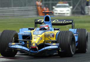 Alonso saldrá desde la segunda fila y Button logra la «pole»
