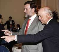 Mariano Rajoy junto al Presidente del BBVA, Francisco González