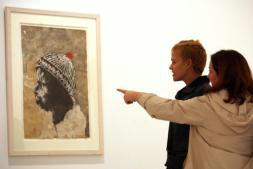 La polémica revienta la presentación de una exposición del artista en Málaga