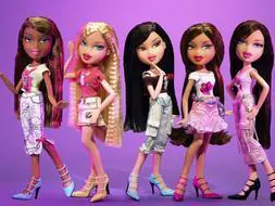 Suradam Estar confundido Fecha roja Las «Barbie» se imponen a las «Bratz» en el «juicio de las muñecas»