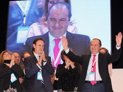 La victoria de Ripoll por cinco votos refleja su pérdida de influencia en el PP alicantino