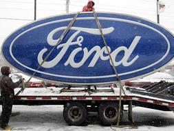 Ford multiplica por cinco sus pérdidas