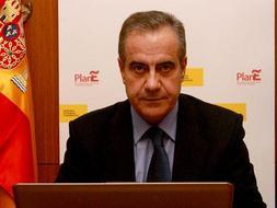 La amenaza de los 4 millones de parados divide a Trabajo