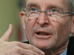 Primer plano del director de inteligencia de EEUU, Dennis Blair. / Ap