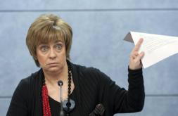 Los nacionalistas se reagrupan para recibir con una huelga general al gobierno de López