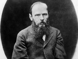 Dostoyevski empieza a estar al completo