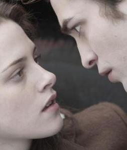 La pasión de los protagonistas de «Crepúsculo» traspasa la pantalla