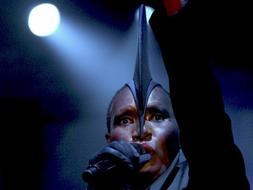 Grace Jones, durante el concierto en Sónar. / Efe