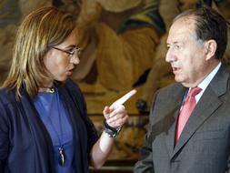 El Gobierno pide al general Sanz que haga un «profundo» cambio en el CNI