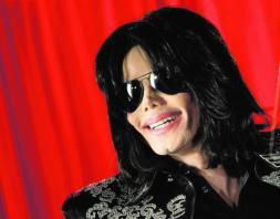 La pesquisa sobre la muerte del rey del pop se centra en homicidio o sobredosis