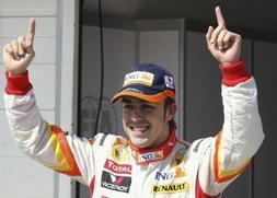 Alonso vuelve a tomar la delantera